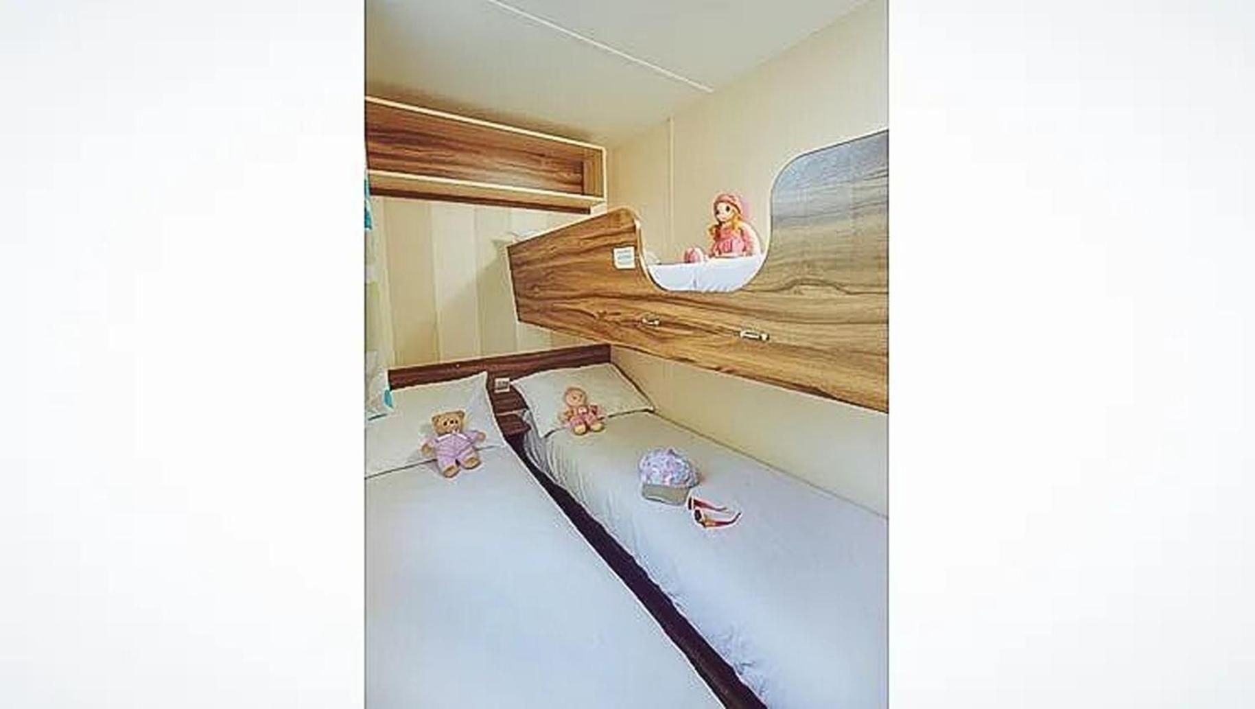 Camping Marvilla Parks Friese Meren - Roan Wijckel 객실 사진